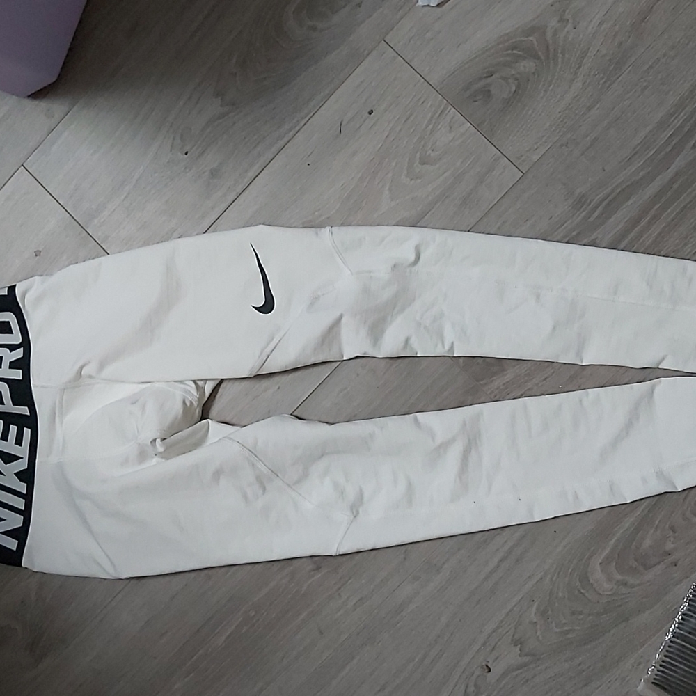 Nike compression